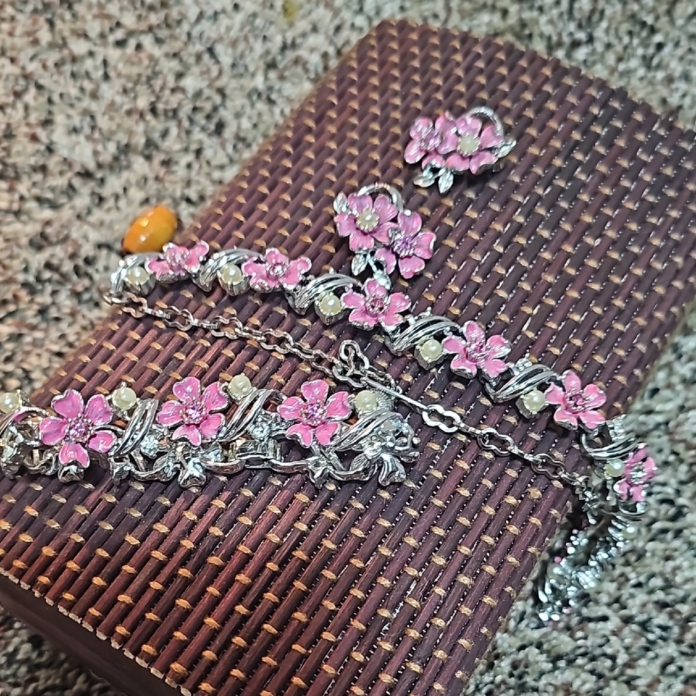 Floral Pink Enamel Jewelry Set